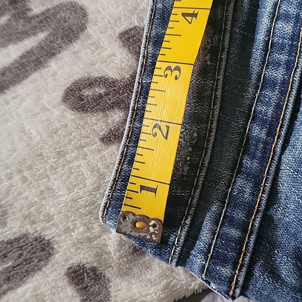 True Religion jean - Picture 7 of 9